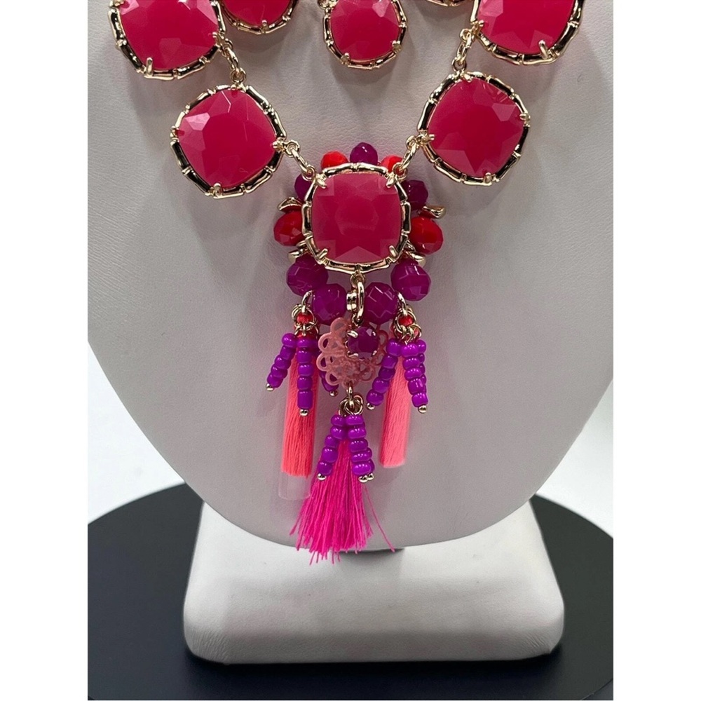 NWT Lilly Pulitzer Coral Pink Tassel Statement Necklace Gold Double Strand - Picture 4 of 11